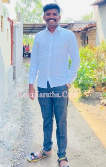 profile-photo profile-photo