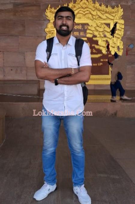 profile-photo profile-photo