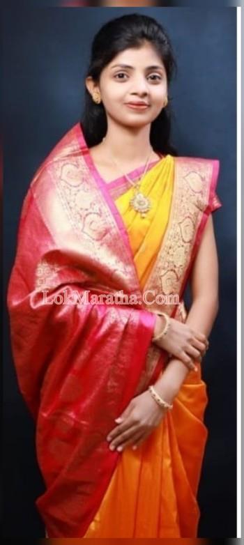 profile-photo profile-photo