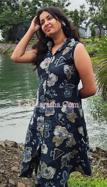 profile-photo profile-photo